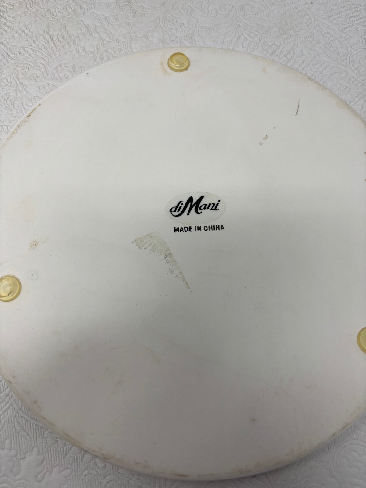 White di Mani Cloche Serving Dish