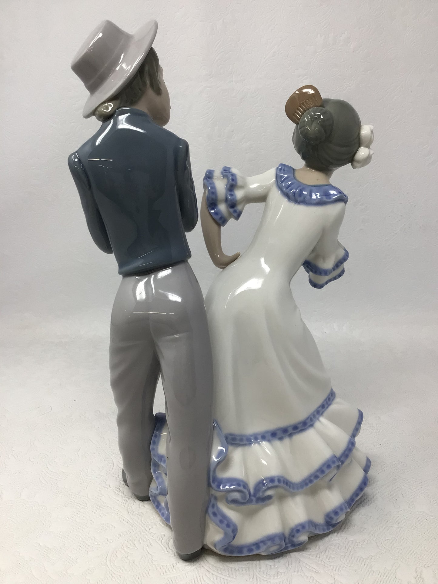 NAO by Lladro Flamenco Dancers Figurine