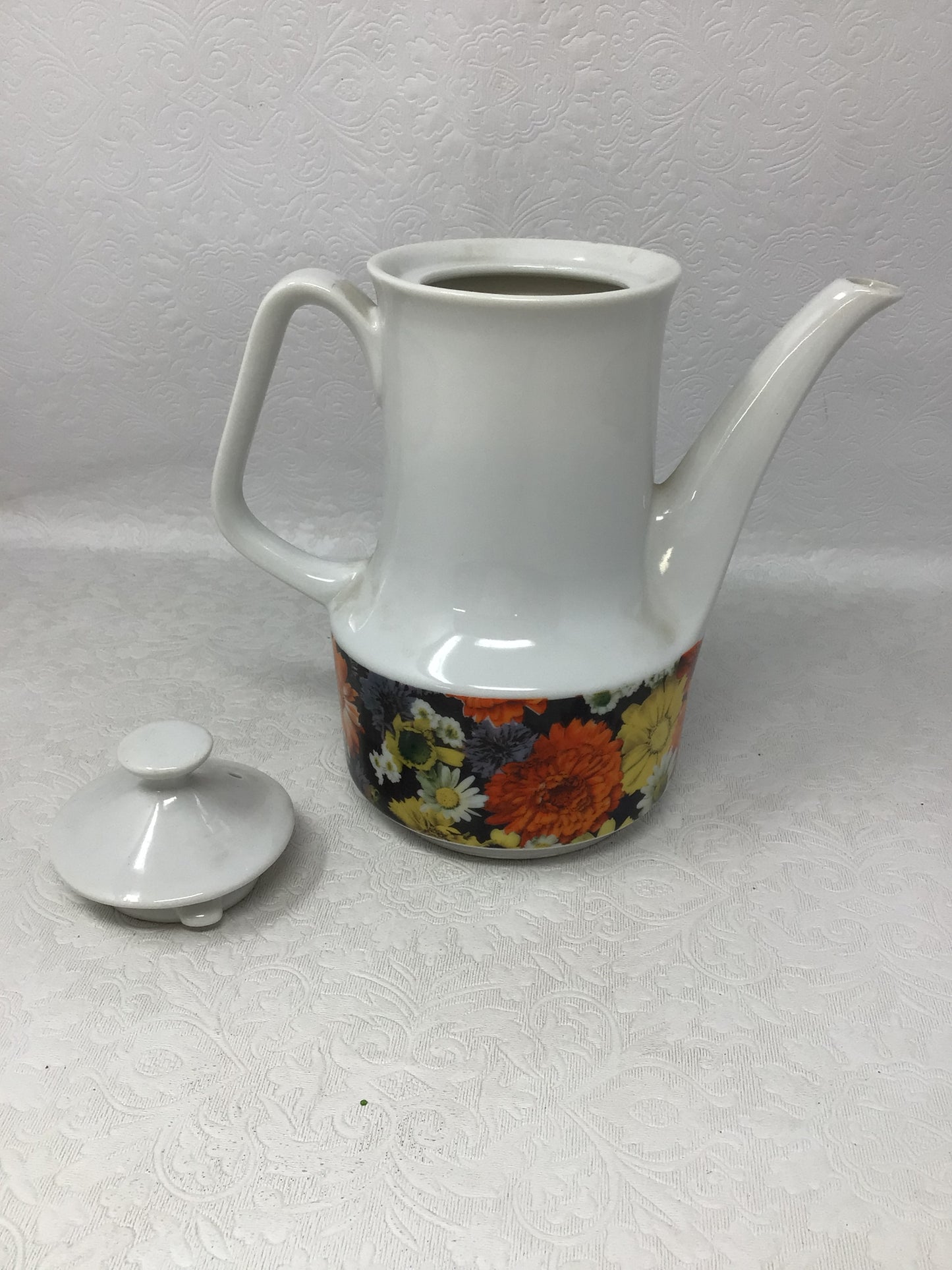 7 Piece Retro Orange Flower Tea Set