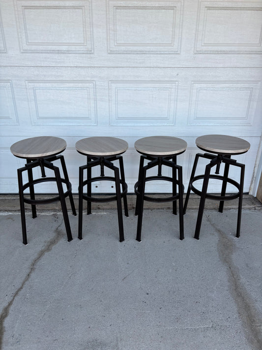 Round Bar Stool