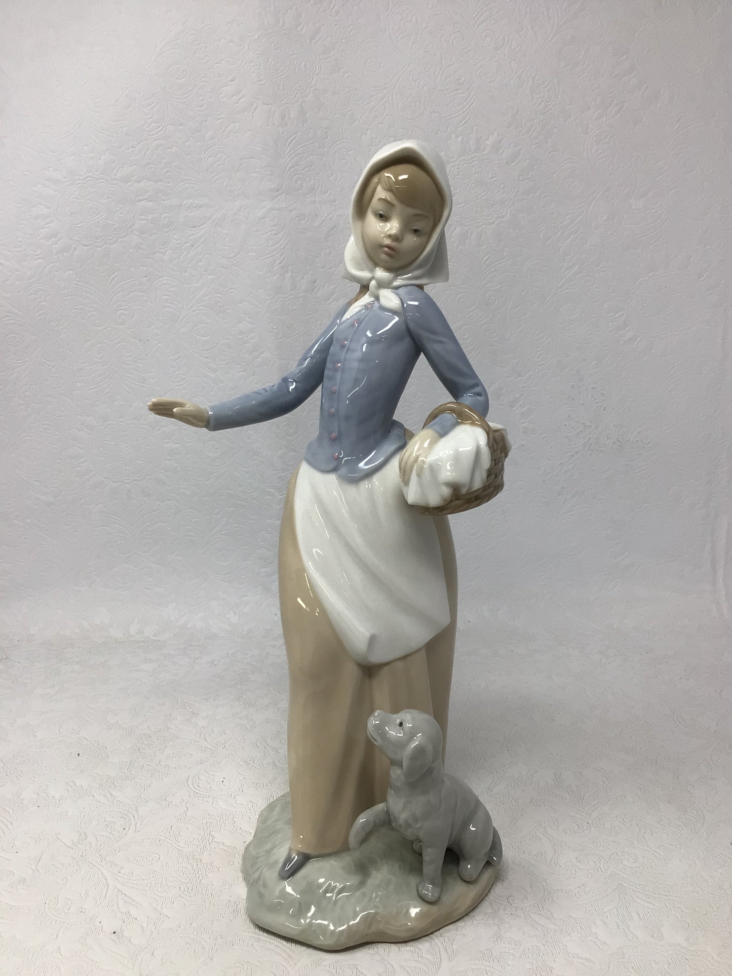 NAO by Lladro Ceramic Figurine Girl with Picnic Basket