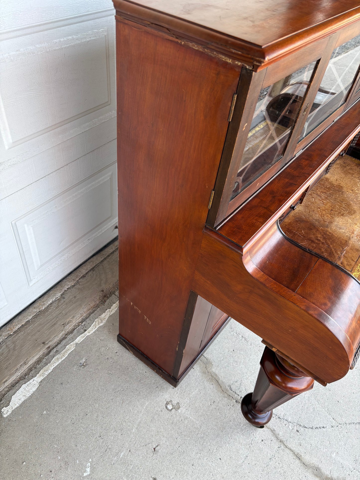 Cottage Desk from 1798