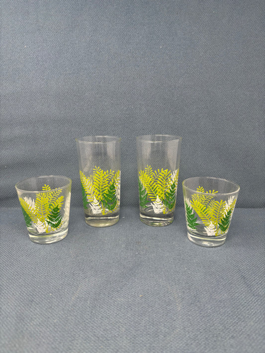 Set of 4 Leaf Pattern MCM Glasses