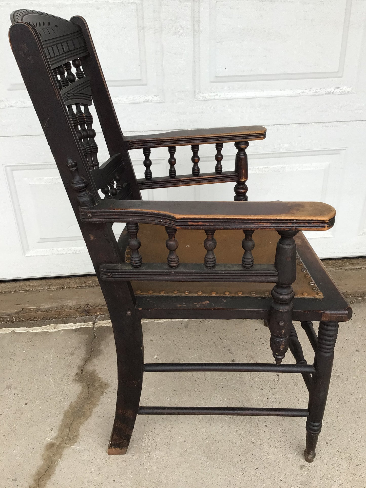 Antique Victorian-Style Spindle Back Armchair