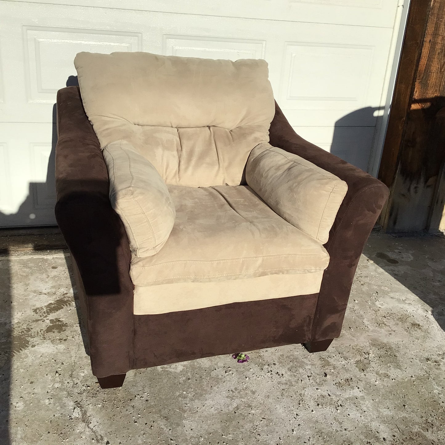 Oversize Lounge Chair