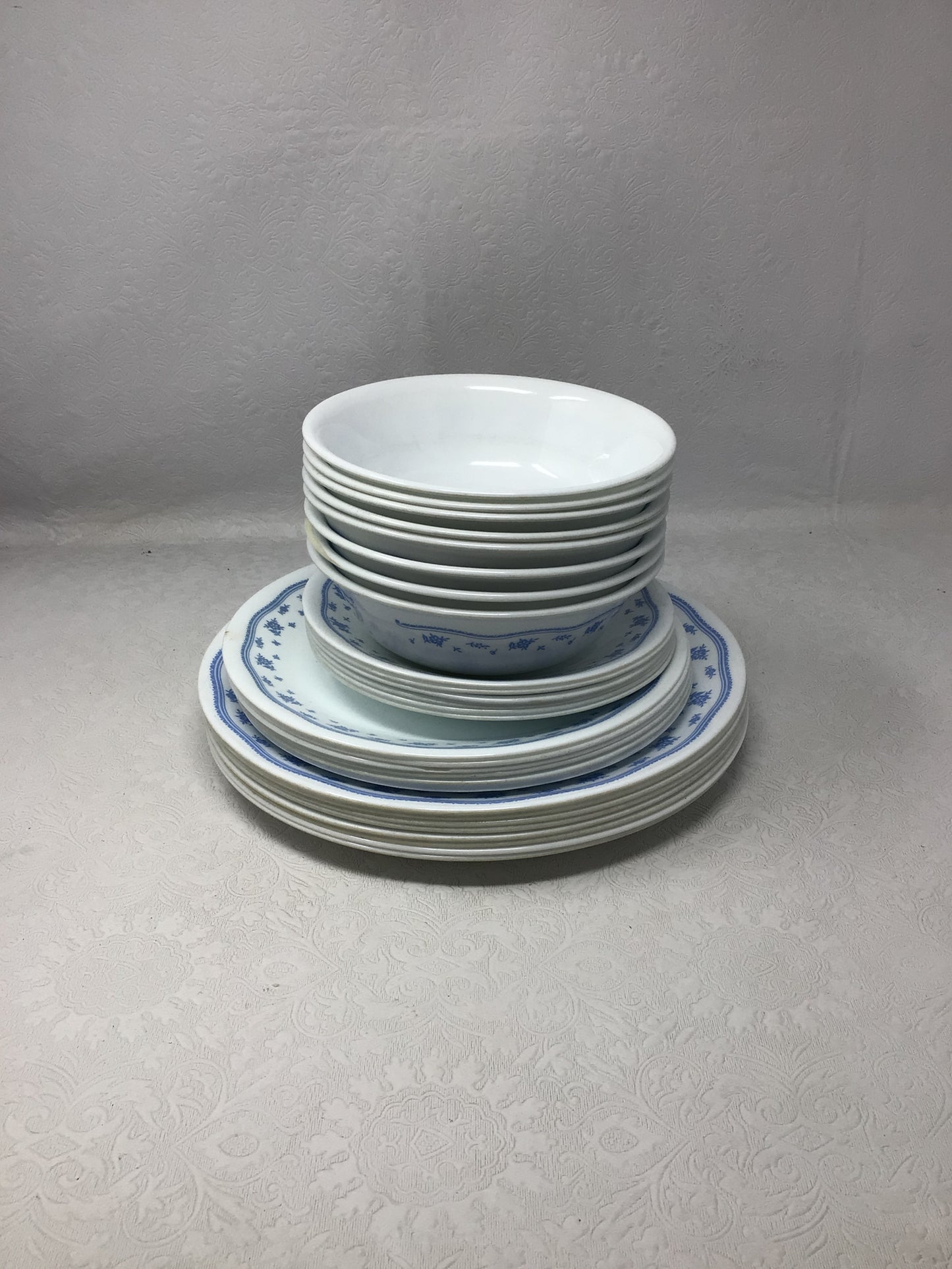 Set of Corelle Dinnerware In Morning Blue