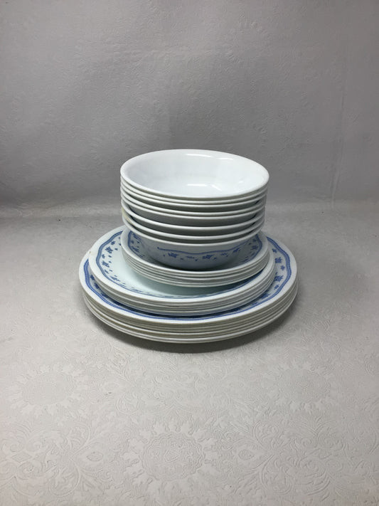 Set of Corelle Dinnerware In Morning Blue