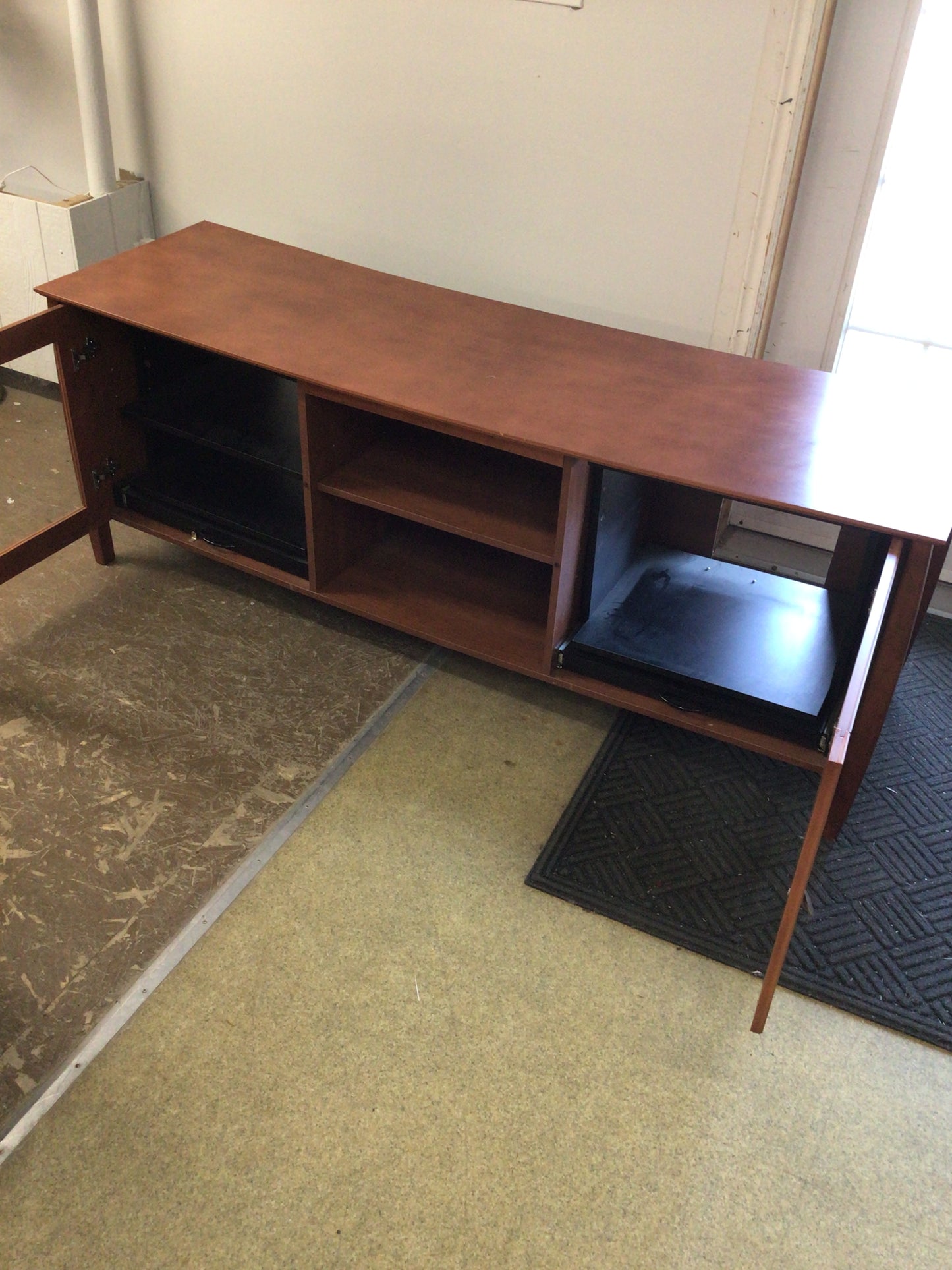 MCM Entertainment Center