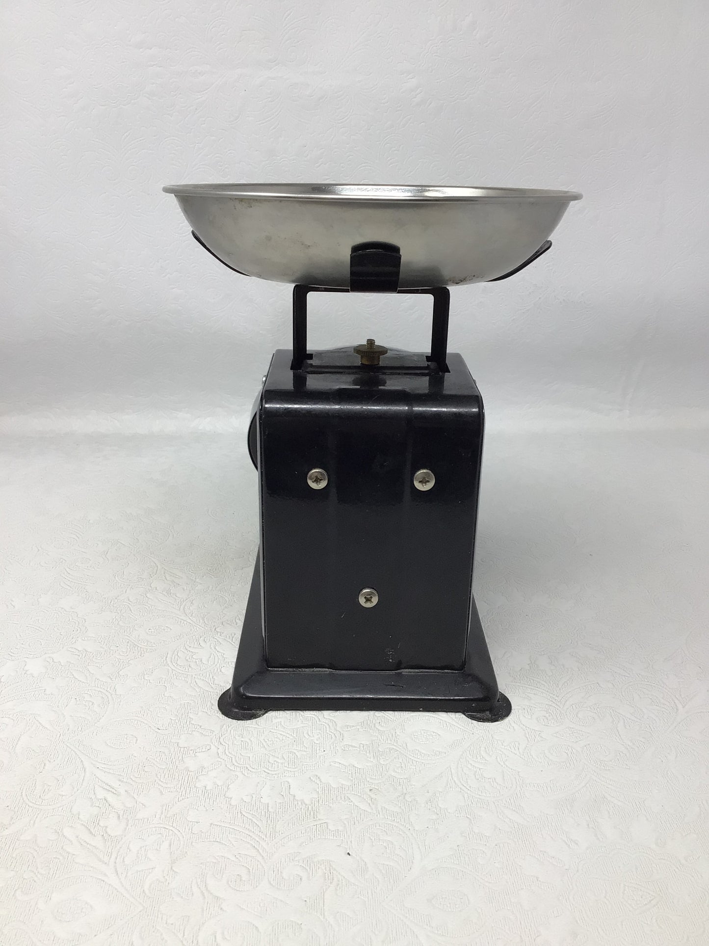 Vintage Mechanical Kitchen Scale