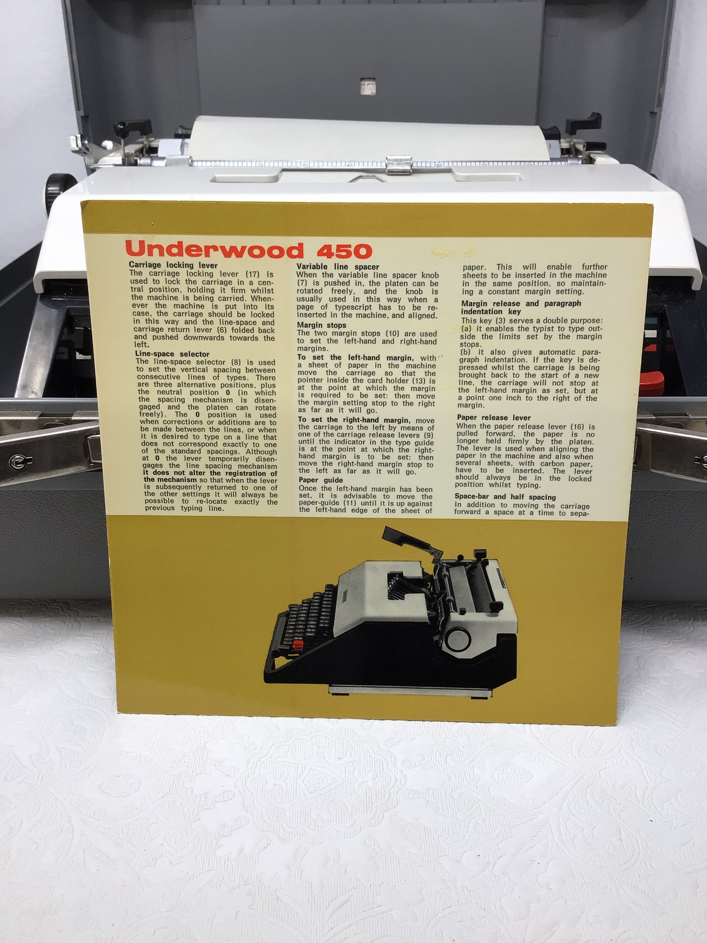 Underwood 450 Typewriter