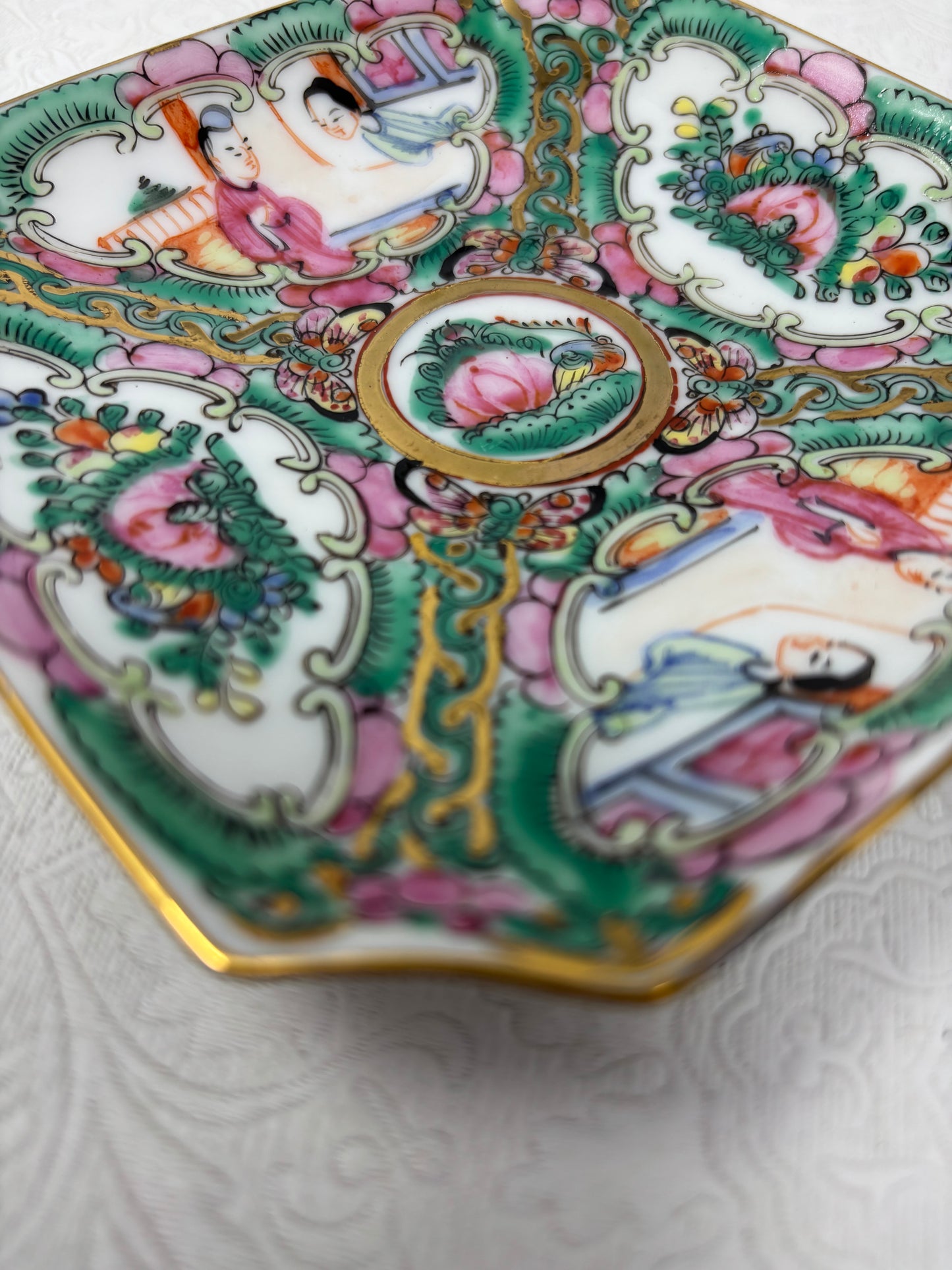 Yuedong Porcelain Factory Plate