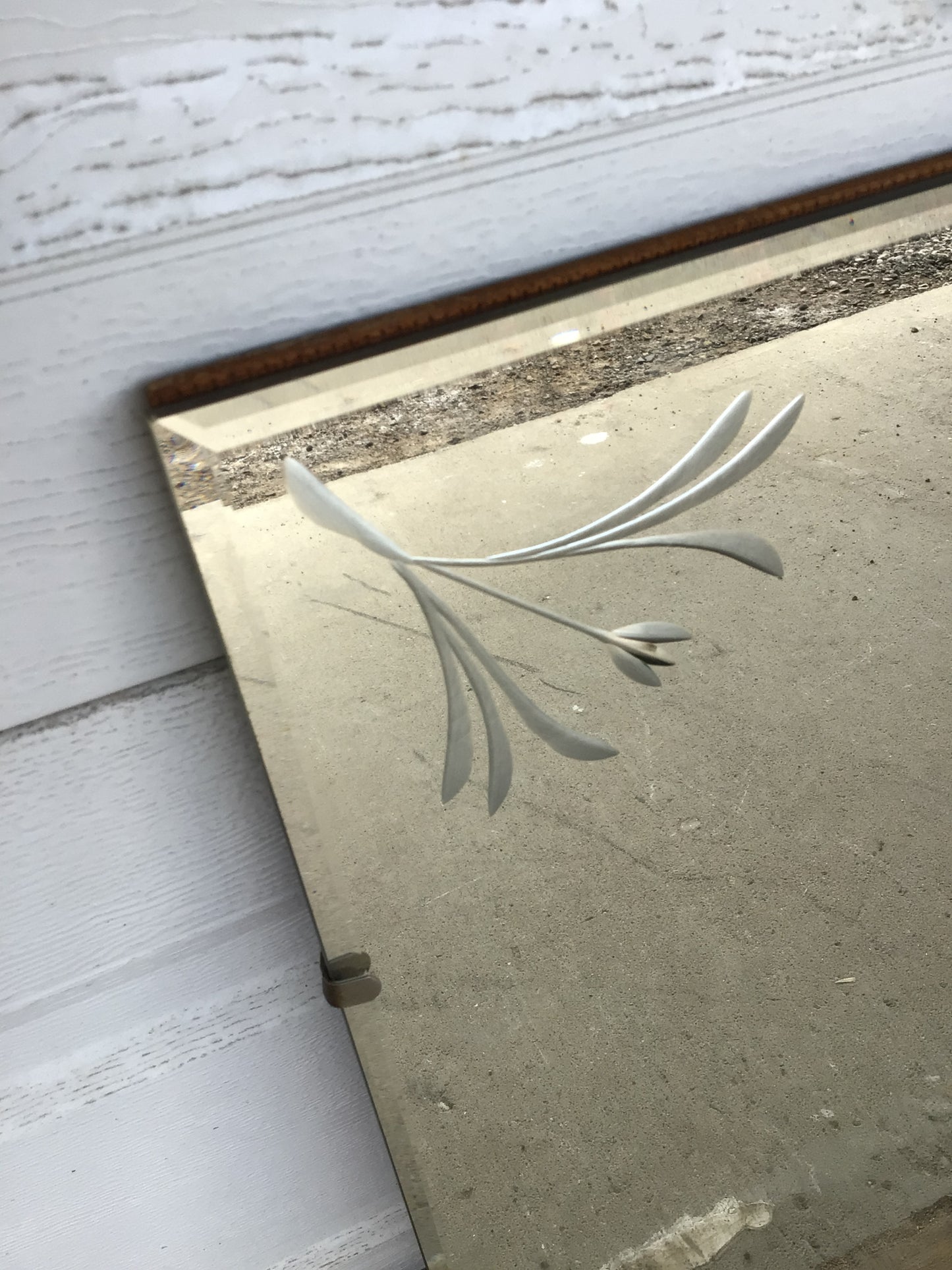Small Mirror with Engraved Flowers