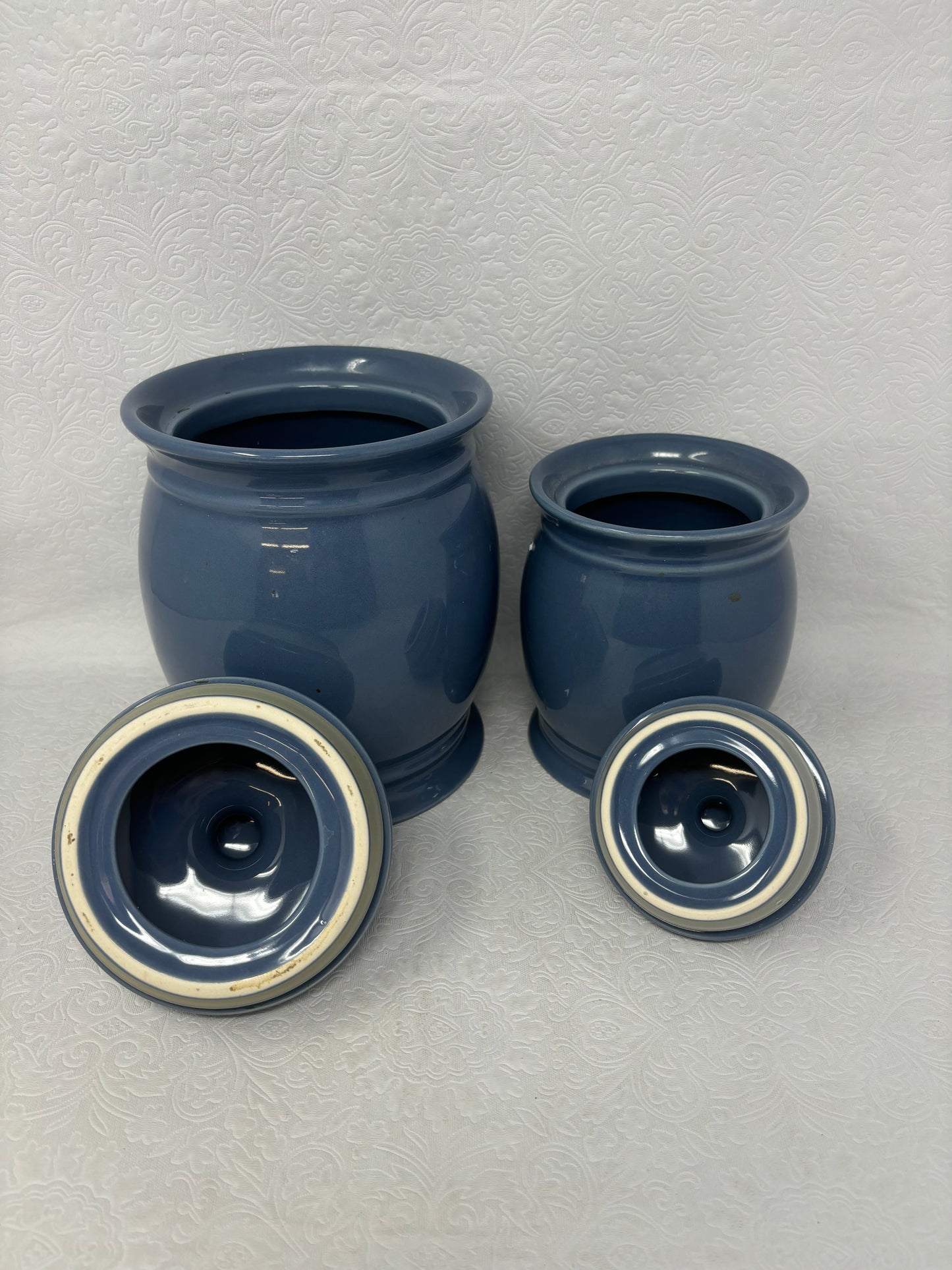 Set Of 2 Blue Ceramic Jars With Lids