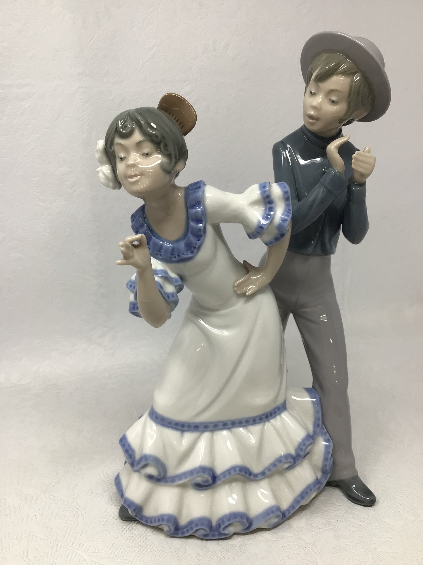 NAO by Lladro Flamenco Dancers Figurine