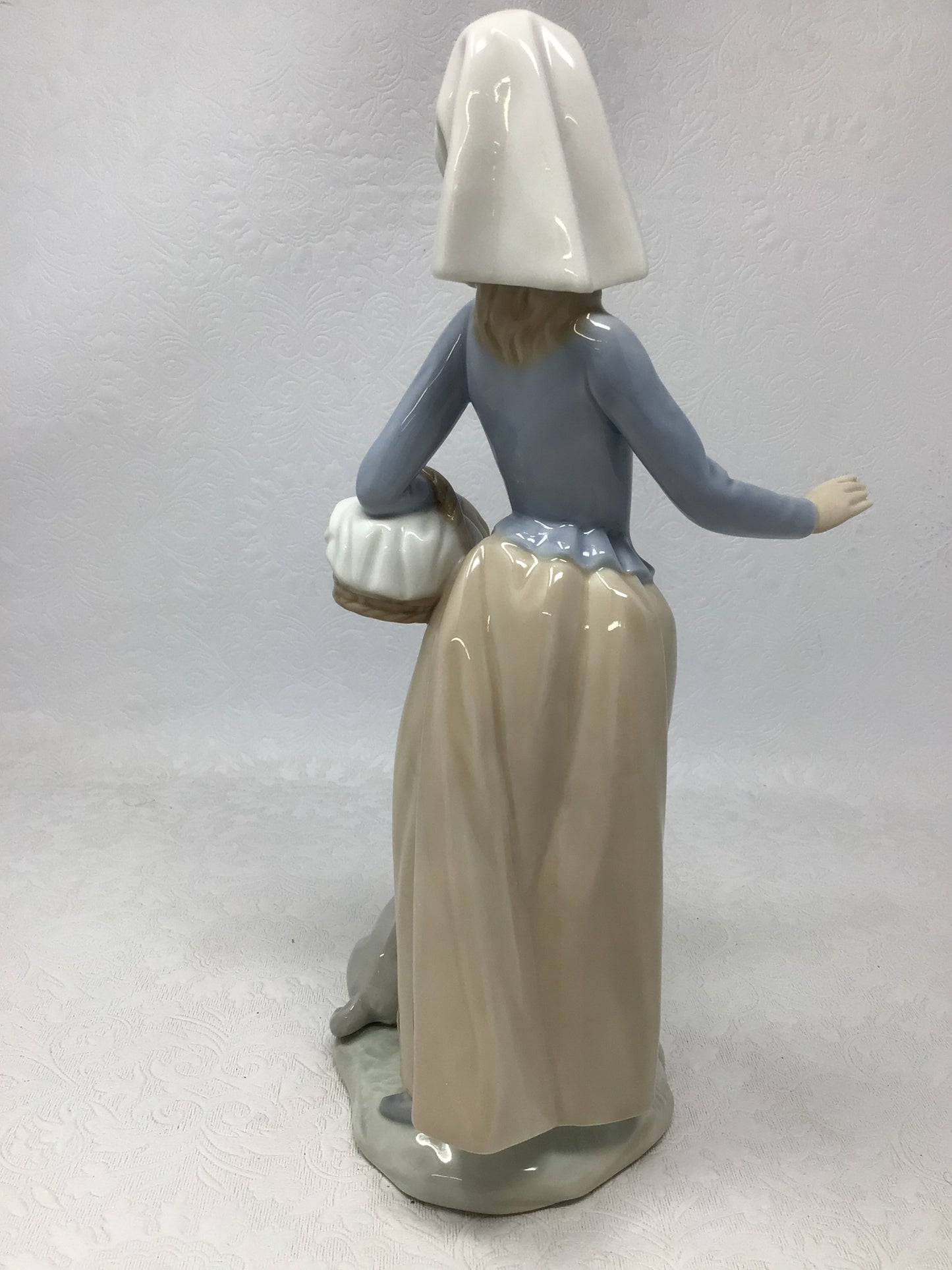 NAO by Lladro Ceramic Figurine Girl with Picnic Basket