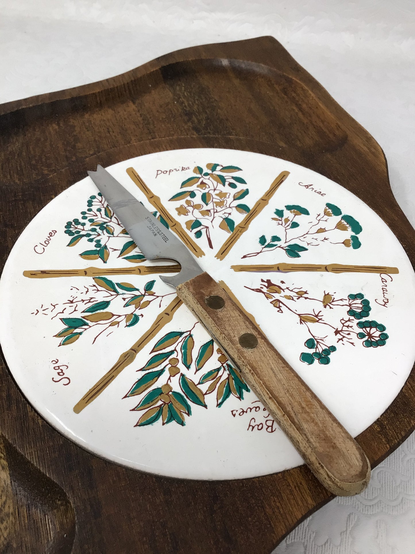 Wooden Leaf Cheese Board with Tile