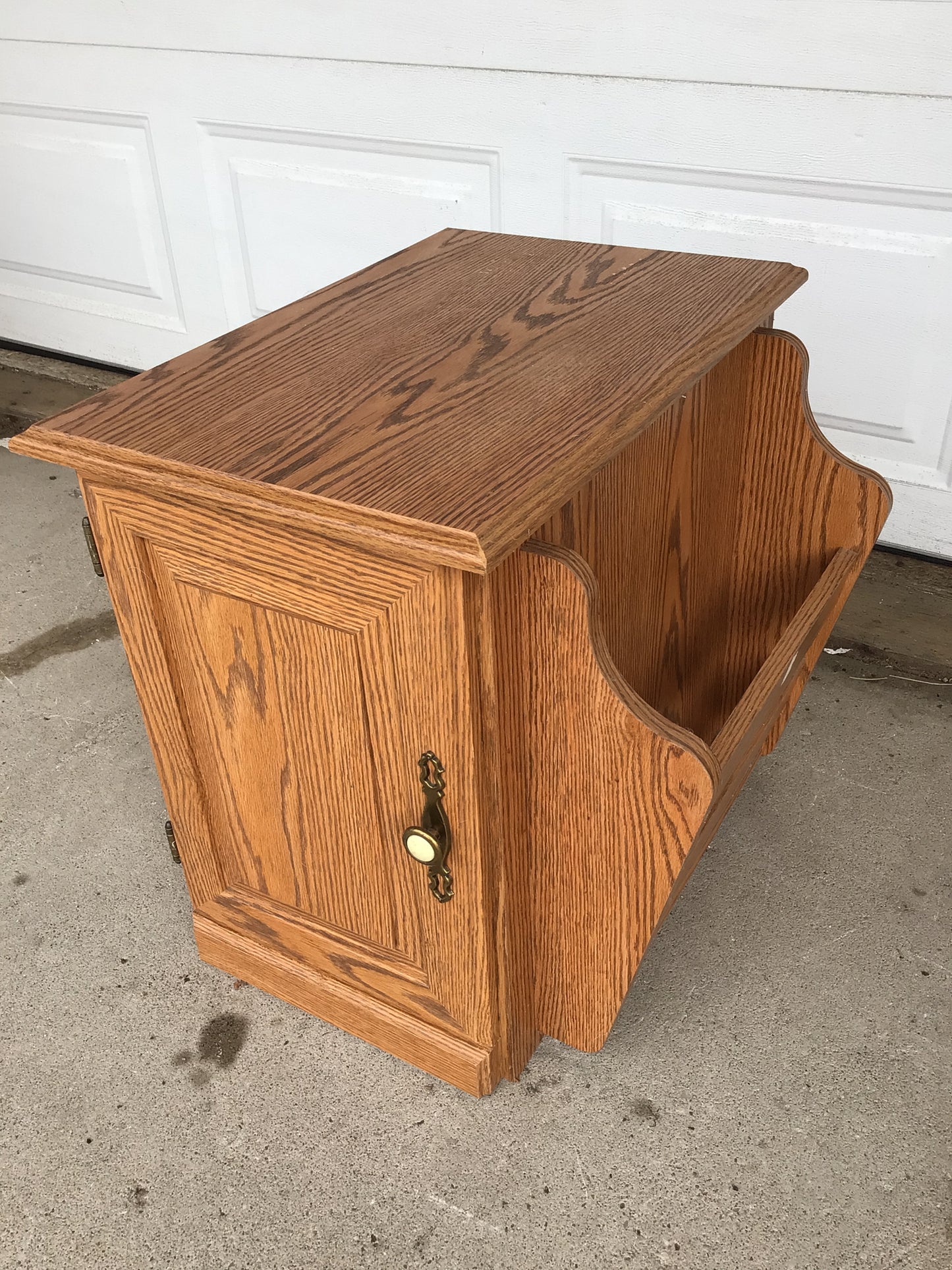 Sauder End Table