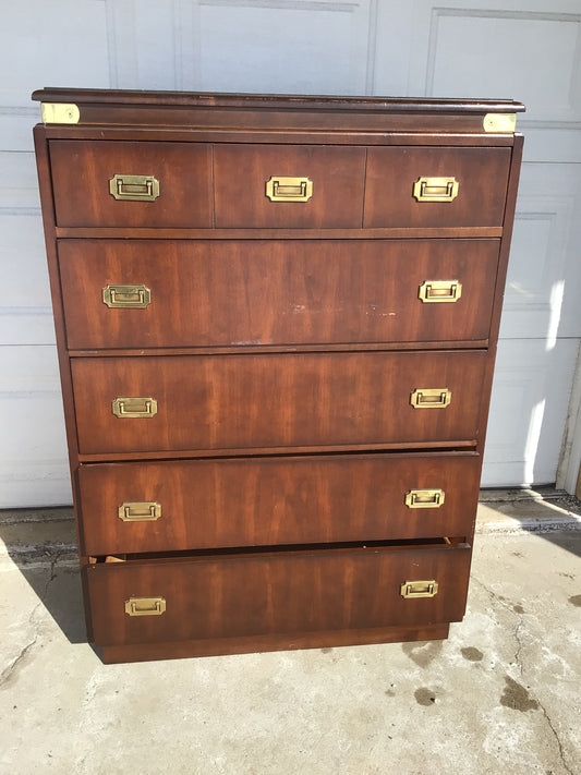 Kroehler Dresser