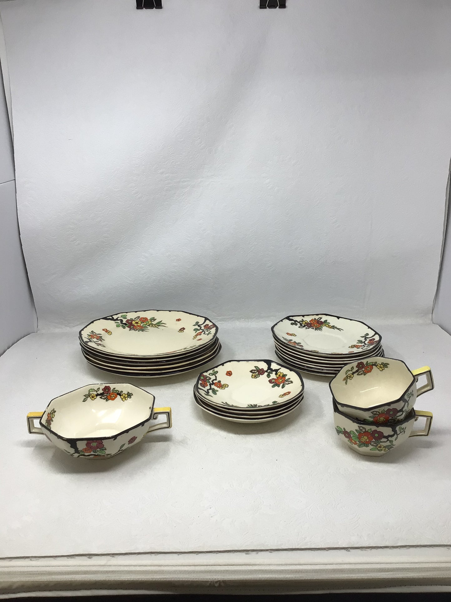 Royal Doulton “Woburn” Dinnerware Set of 22