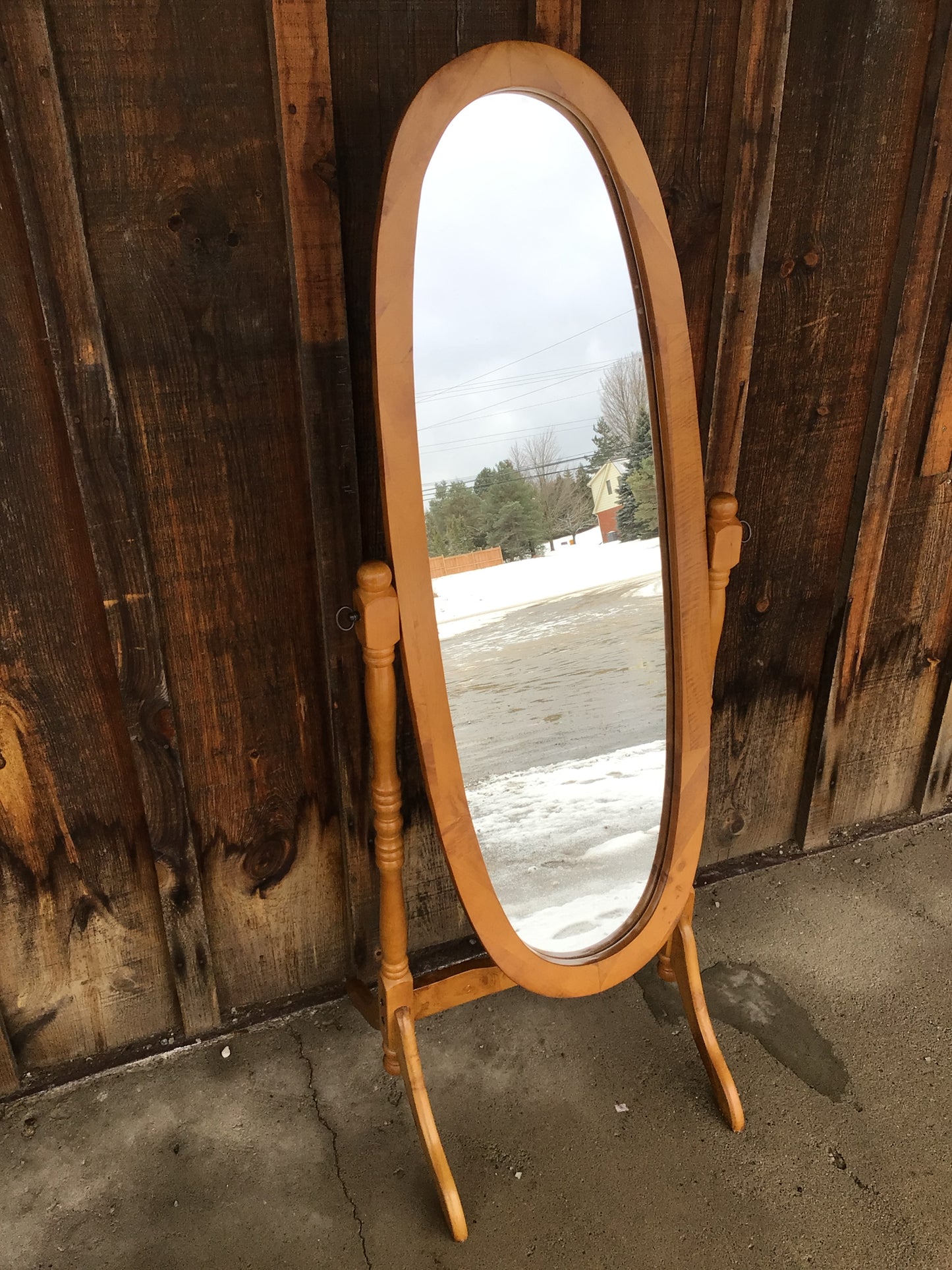Vintage Like Oval Swivel Mirror