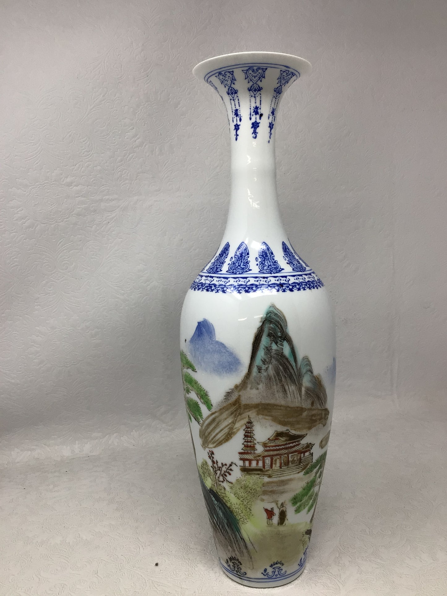 Jingdezhen Chinese Eggshell Porcelain Vase