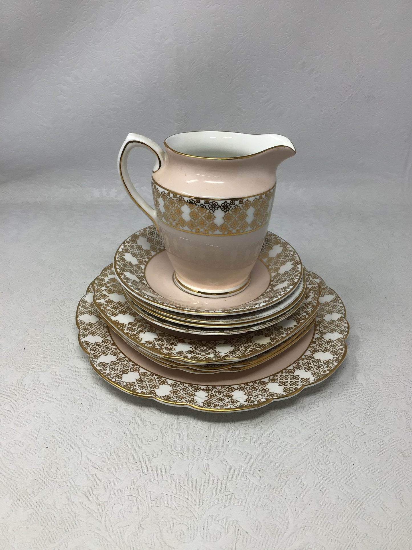 Noritake Eternal Palace Gold Dinnerware Set