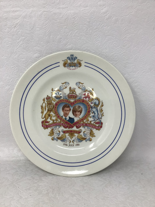 Vintage Commemorative Prince Charles and Lady Diana Plate