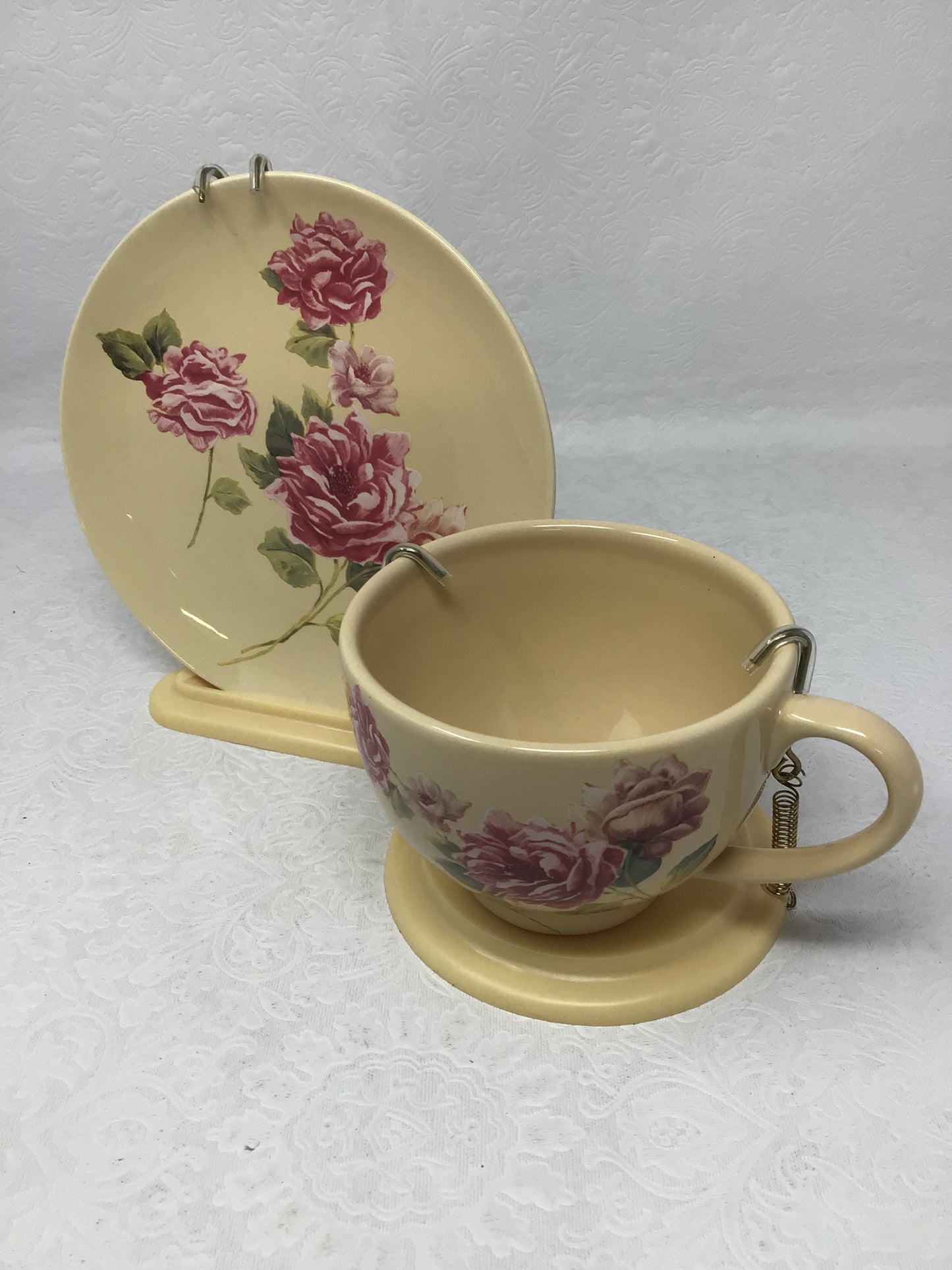Teleflora Vintage Teacup and Saucer Set